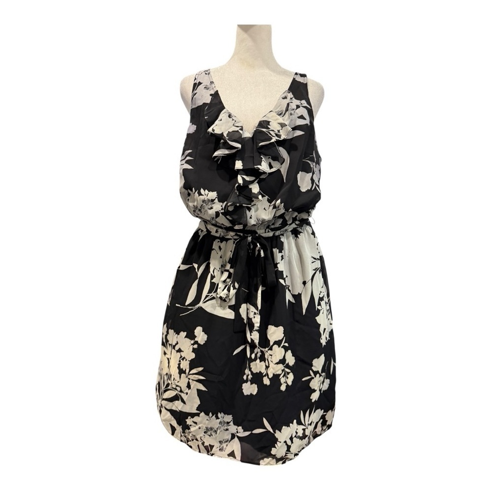 Express Black & White Floral Ruffle Sleeveless Dress Tie Waist Size Large (12)
